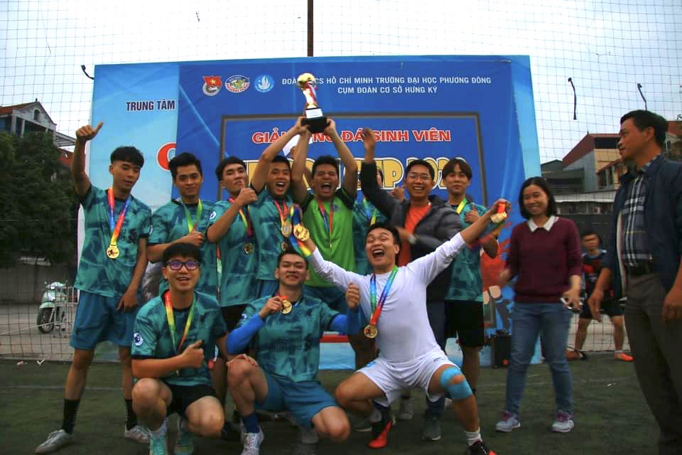 Lễ bế mạc và trao giải bóng đá sinh viên Đại học Phương Đông - cơ sở Hưng Ký