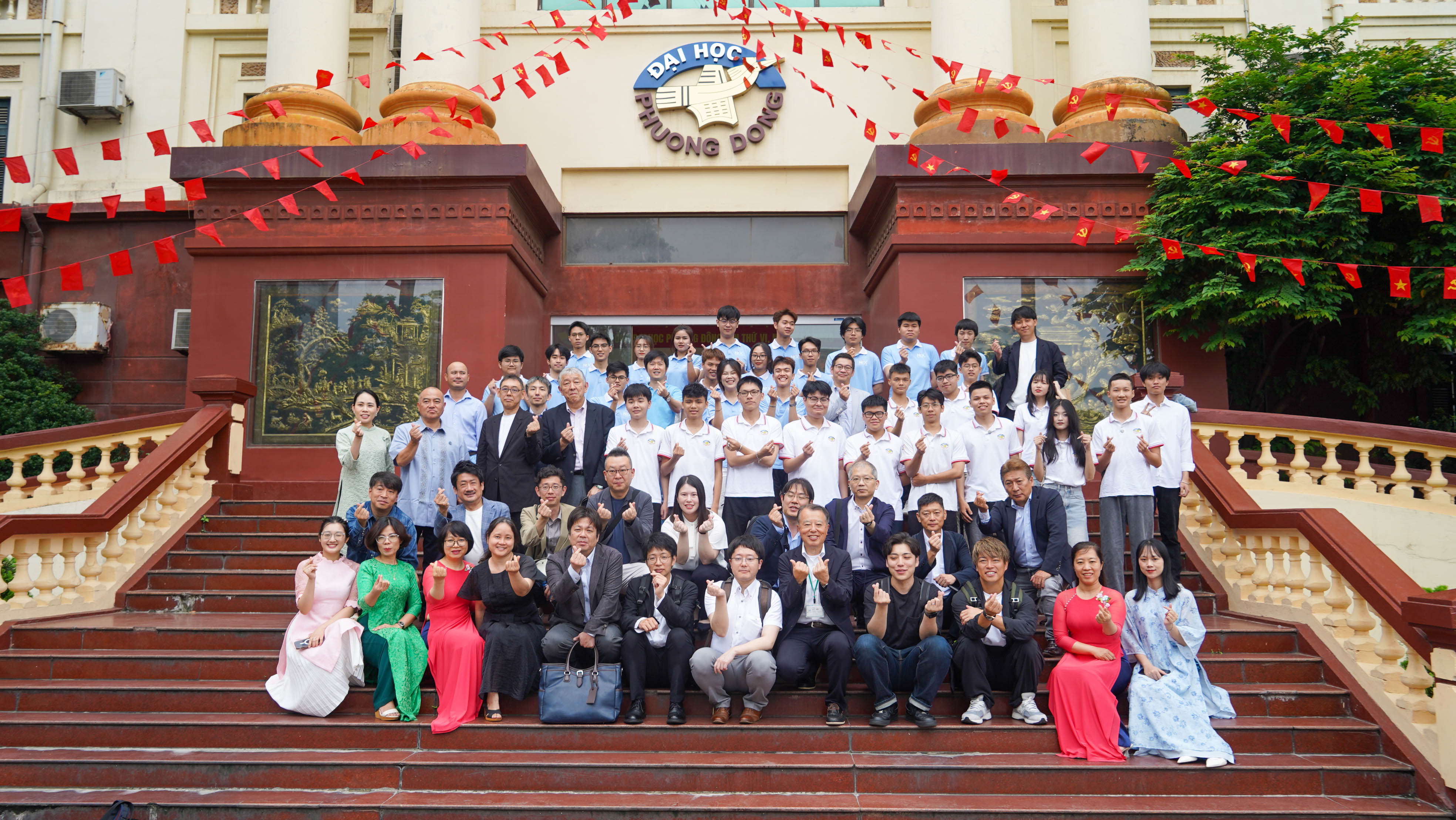 ĐẠI HỌC PHƯƠNG ĐÔNG ĐÓN TIẾP ĐOÀN CHÍNH QUYỀN KITAKYUSHU VÀ DOANH NGHIỆP NHẬT BẢN: THÚC ĐẨY HỢP TÁC ĐÀO TẠO CNTT VIỆT - NHẬT